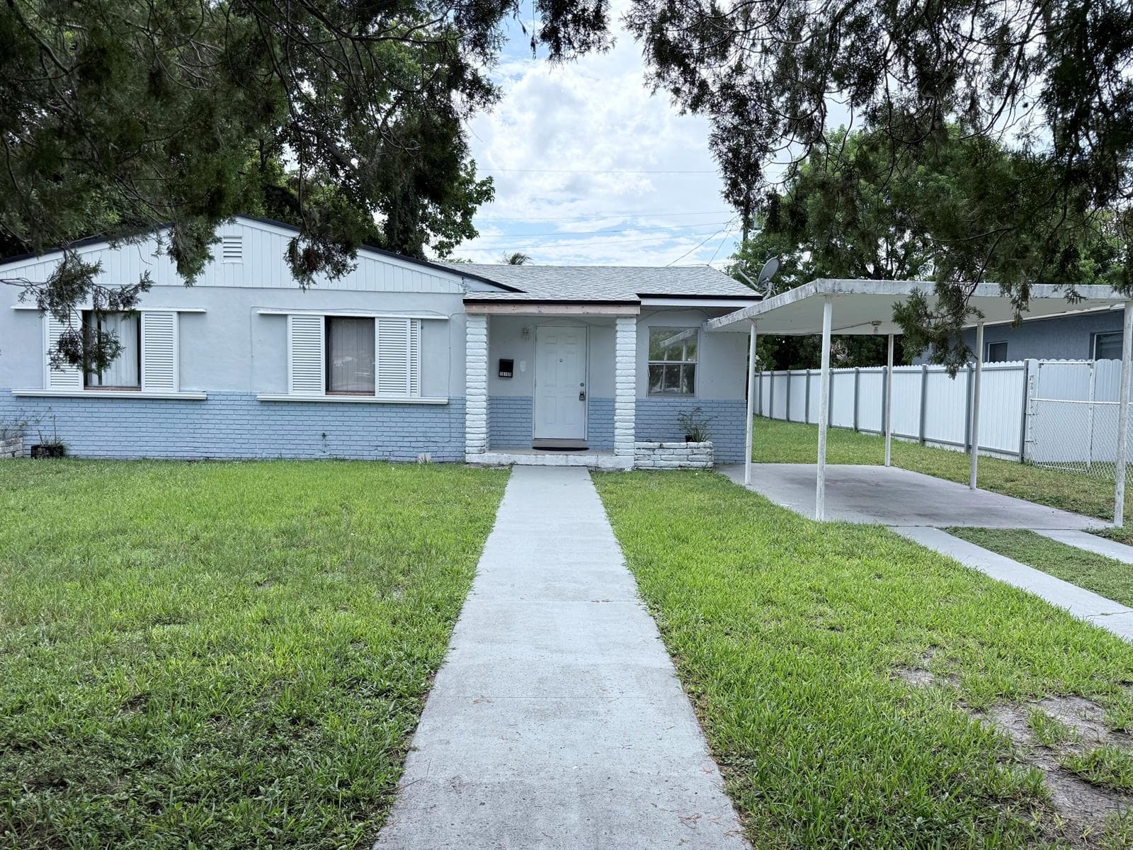 16100 NE 10th Avenue, North Miami Beach, FL 33162