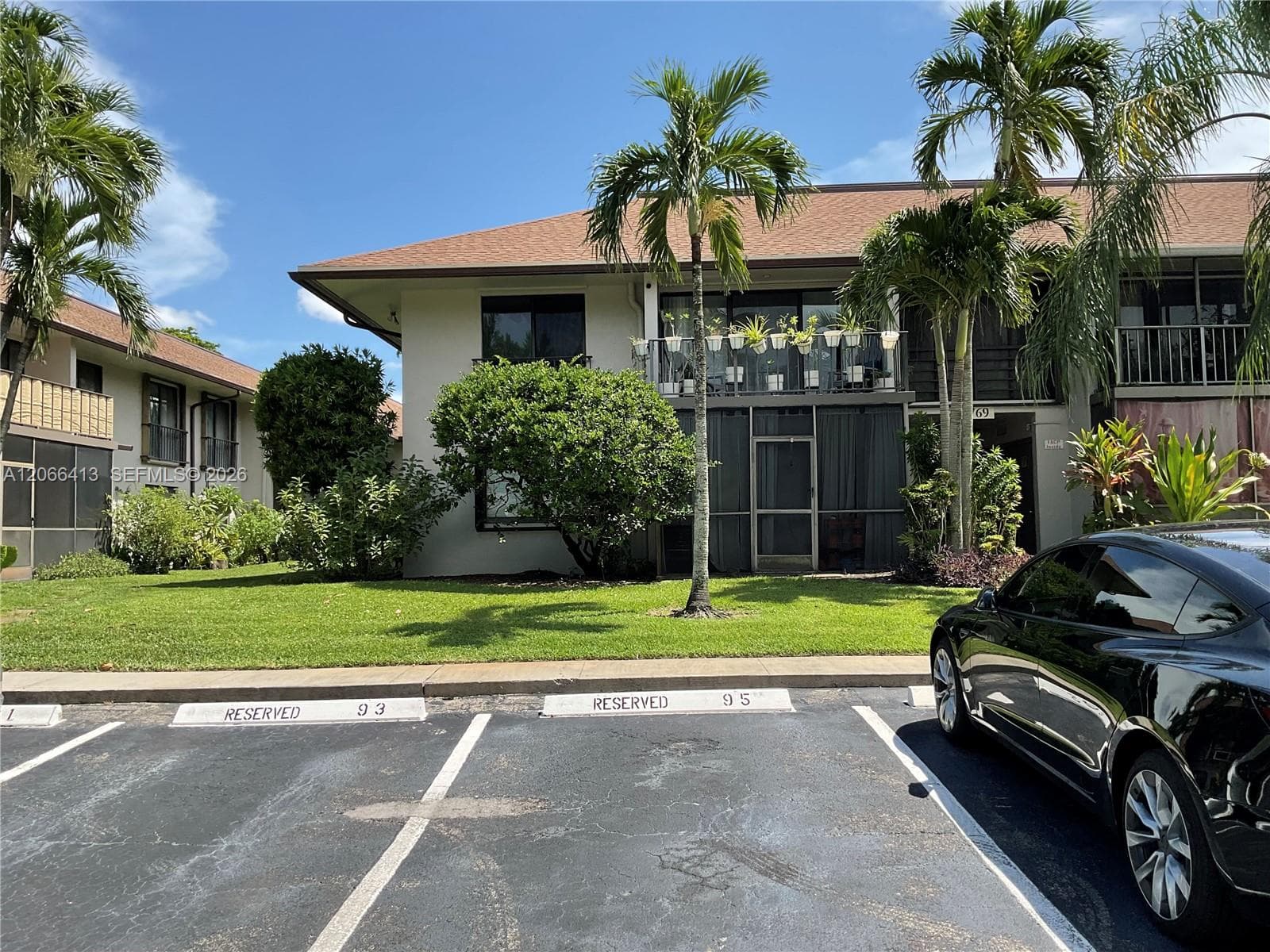 5769 Washington St # G21, Hollywood, FL 33023