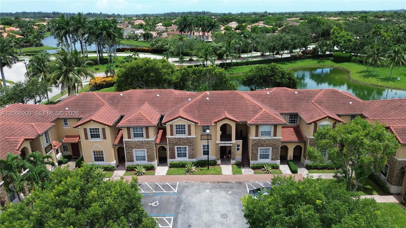 3390 NE 13th Cir Dr # 206-19, Homestead, FL 33033