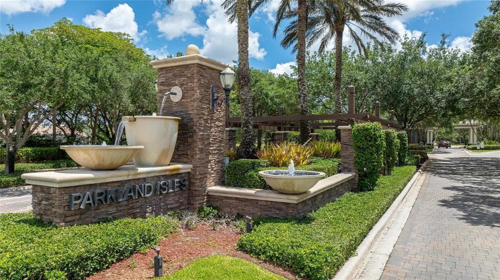 6272 NW 108TH Way, Parkland, FL 33076