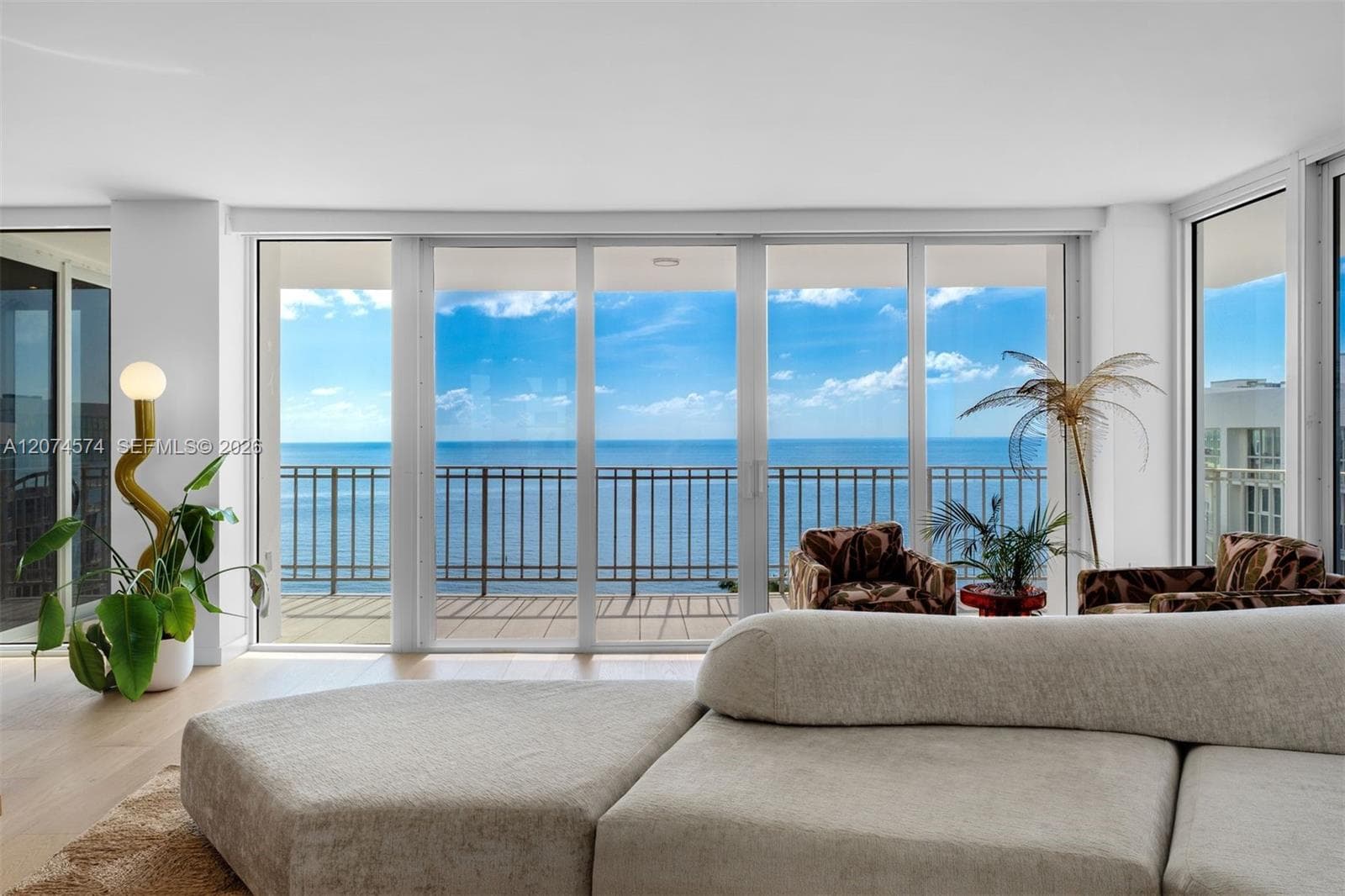 881 Ocean Dr # 10A, Key Biscayne, FL 33149