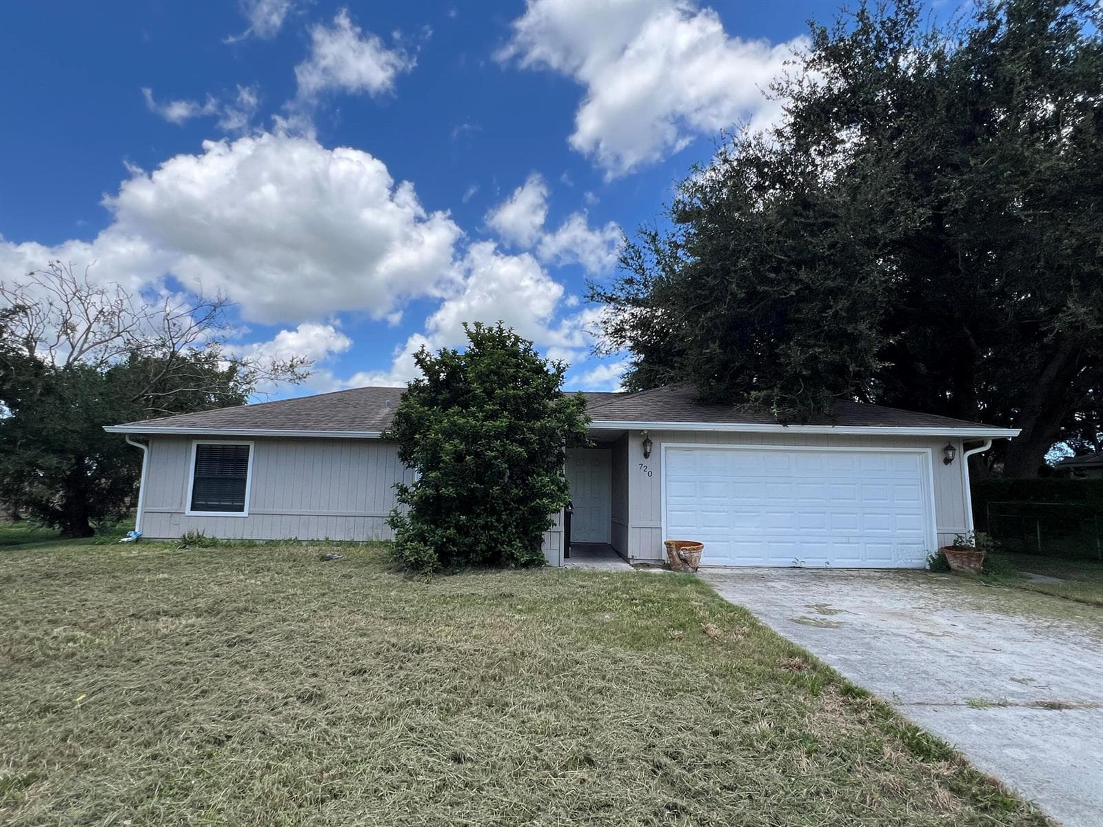 720 3RD Street SW, Vero Beach, FL 32962