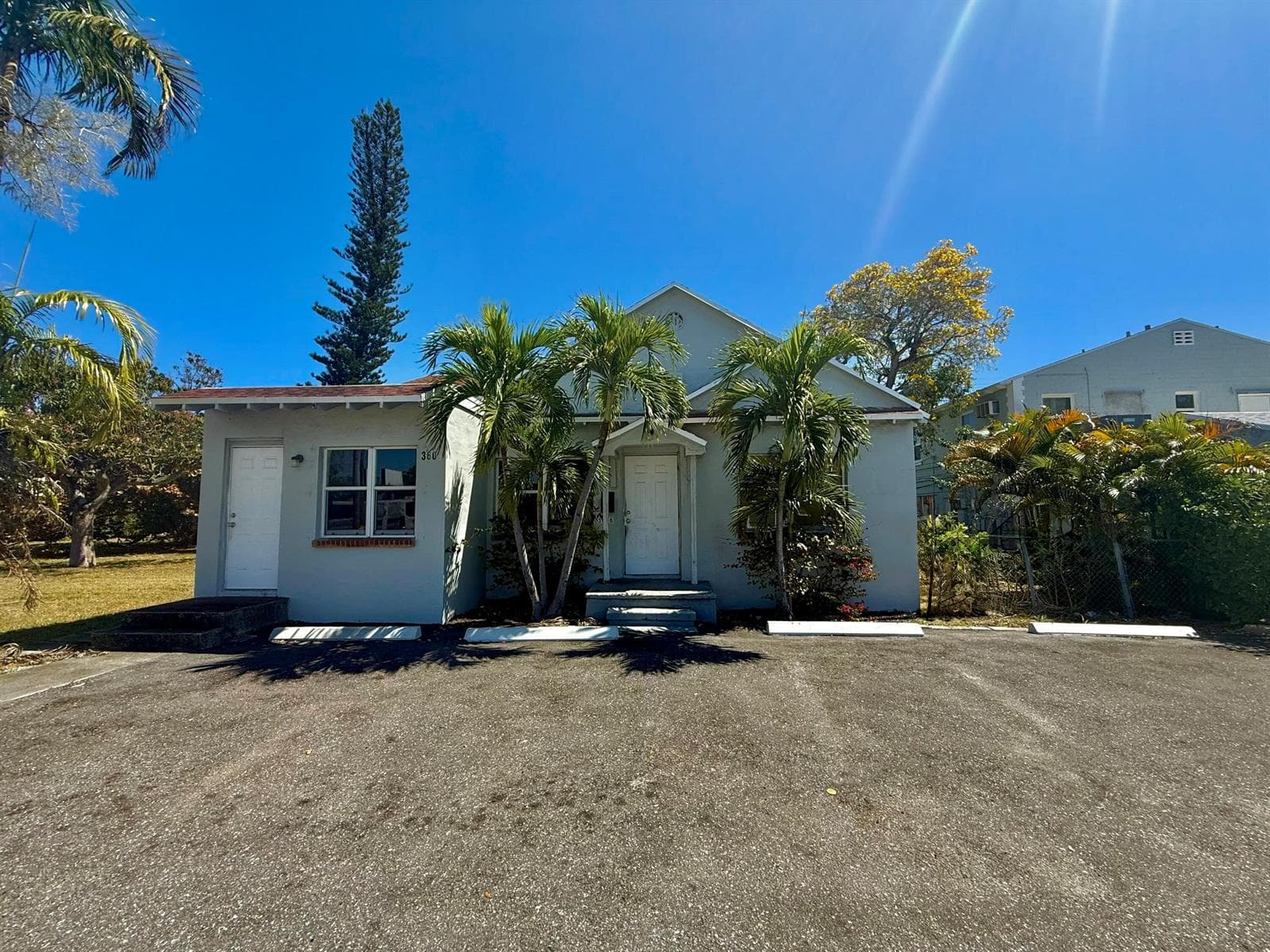 3608 Broadway Avenue, West Palm Beach, FL 33407