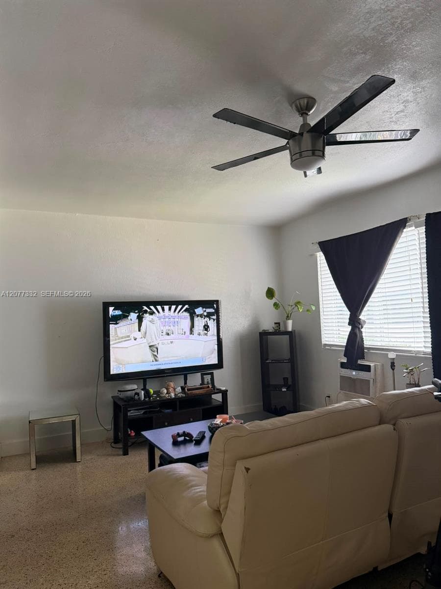 805 81st St # 3, Miami Beach, FL 33141