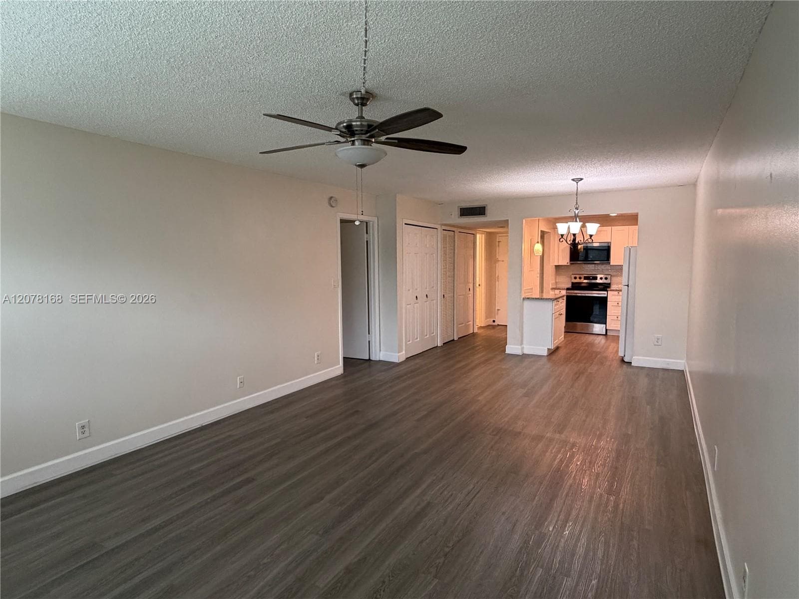 301 Racquet Club Rd # 210, Weston, FL 33326