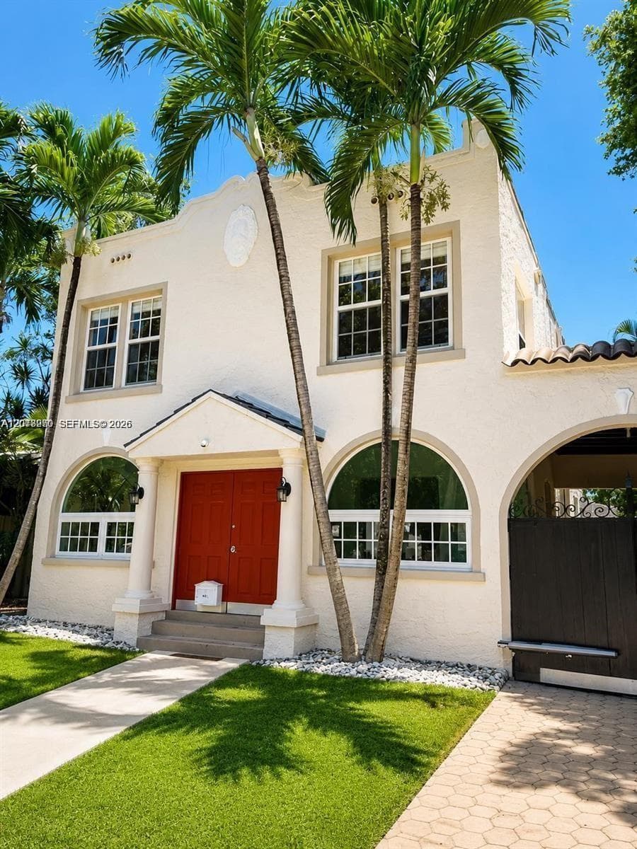 22 NE 44th St # 0, Miami, FL 33137