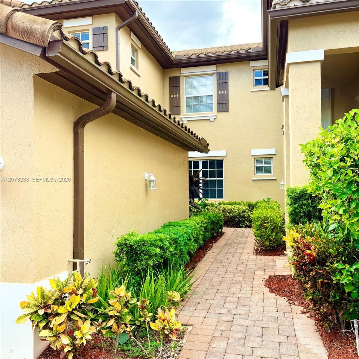 8351 NW 128th Ln # 22-B, Parkland, FL 33076