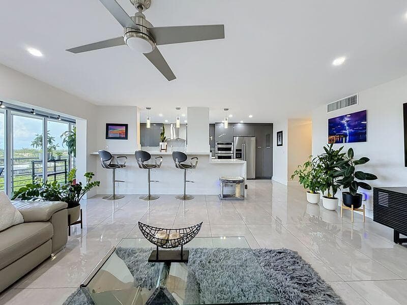 3050 NE 47TH Court # 507, Fort Lauderdale, FL 33308