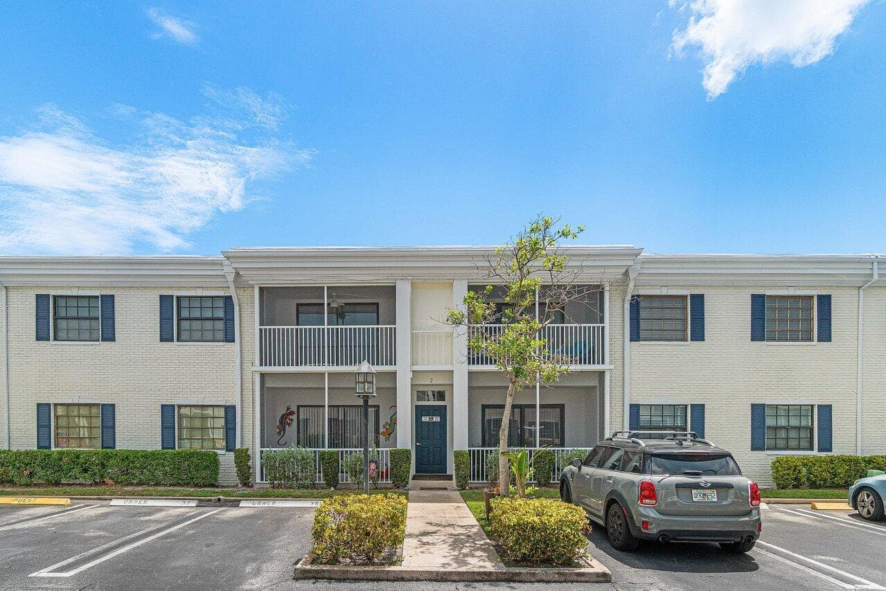 120 CYPRESS CLUB Drive # 231, Pompano Beach, FL 33060