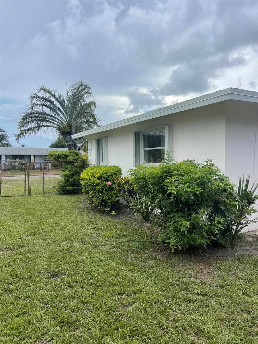 920 NW 3RD Street, Boynton Beach, FL 33435