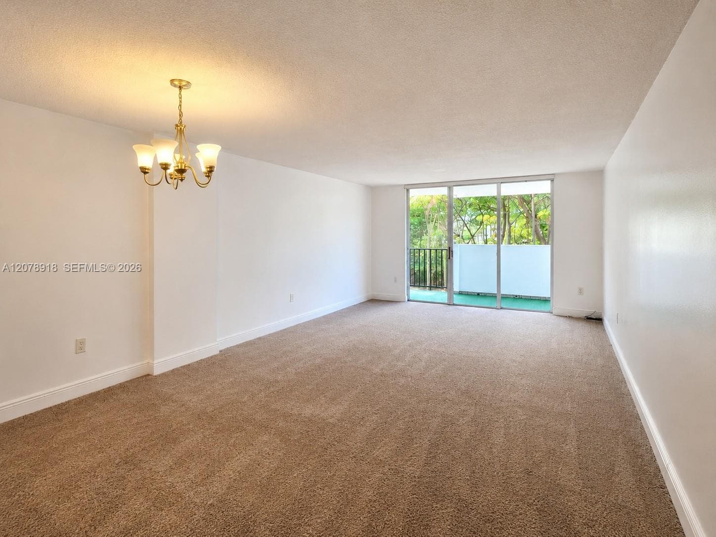 2780 NE 183rd St # 215, Aventura, FL 33160