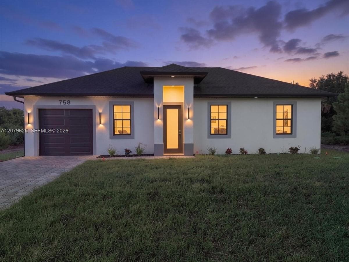 758 Long Distance LN, Lehigh Acres, FL 33974