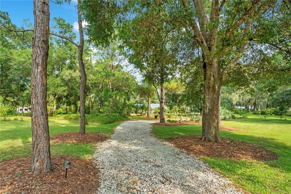 41832 CARRIE LANE, ALTOONA, FL 32702