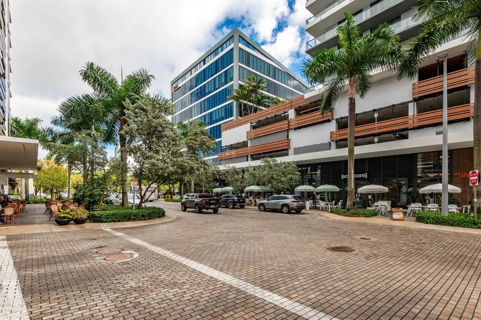 2960 NE 207th Street # 708, Aventura, FL 33180
