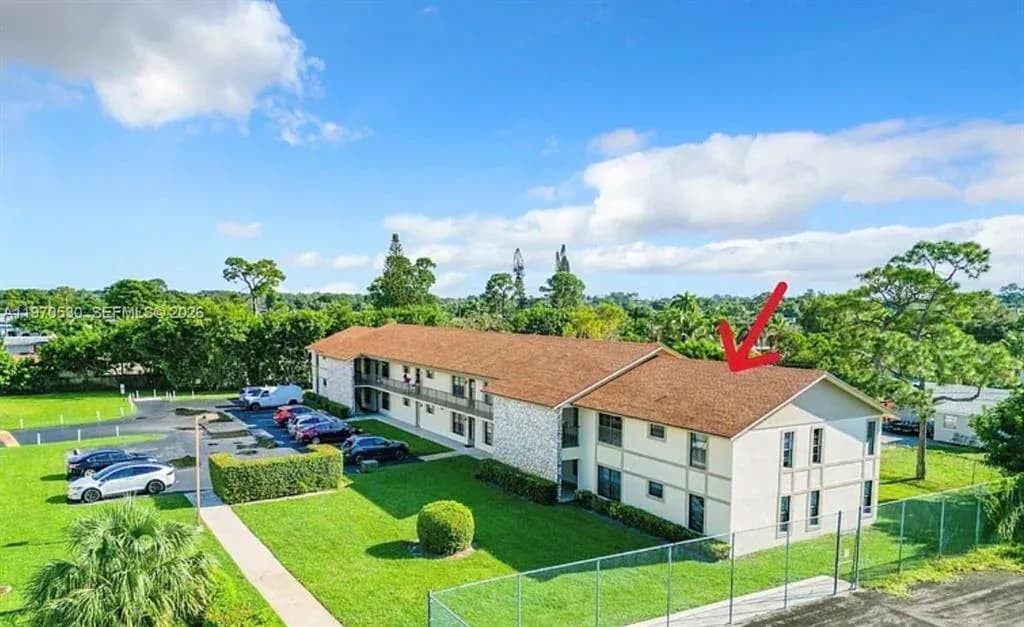 5894 Longbow Lane # 6, West Palm Beach, FL 33415