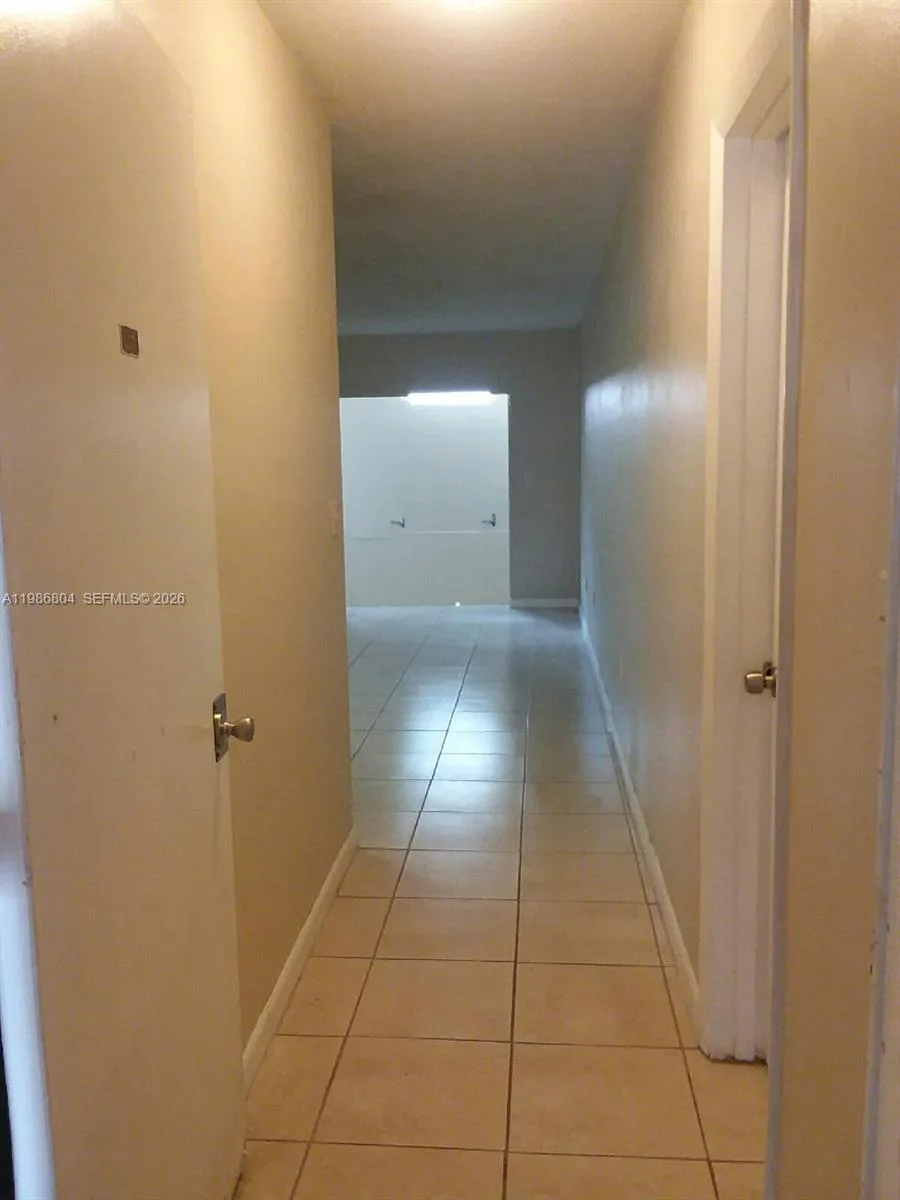 140 Royal Palm Rd # 107, Hialeah Gardens, FL 33016