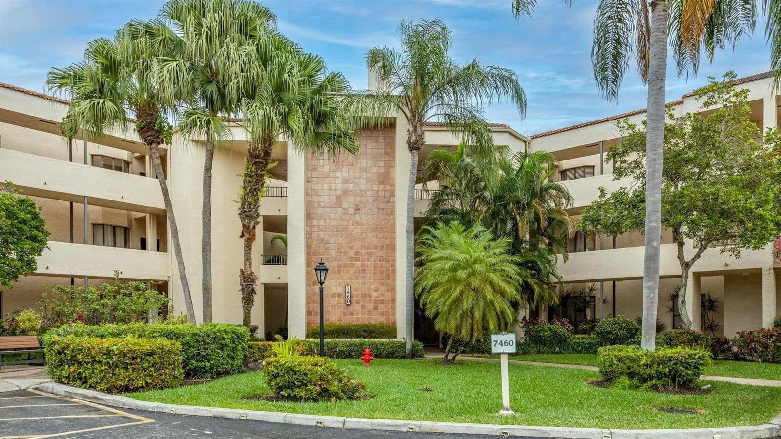 7460 La Paz Boulevard # 208, Boca Raton, FL 33433