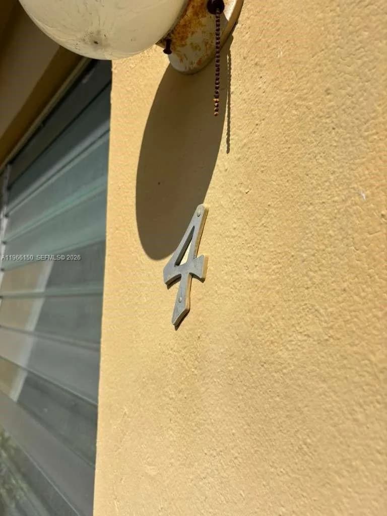 301 Sharar Ave # 4, Opa-Locka, FL 33054
