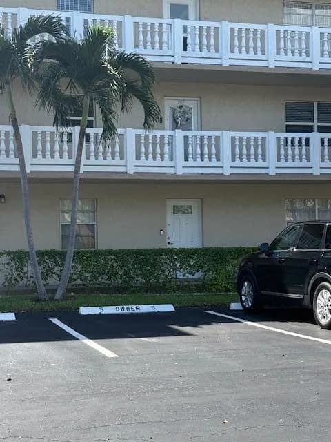 324 SE 10th Street # 207, Dania Beach, FL 33004