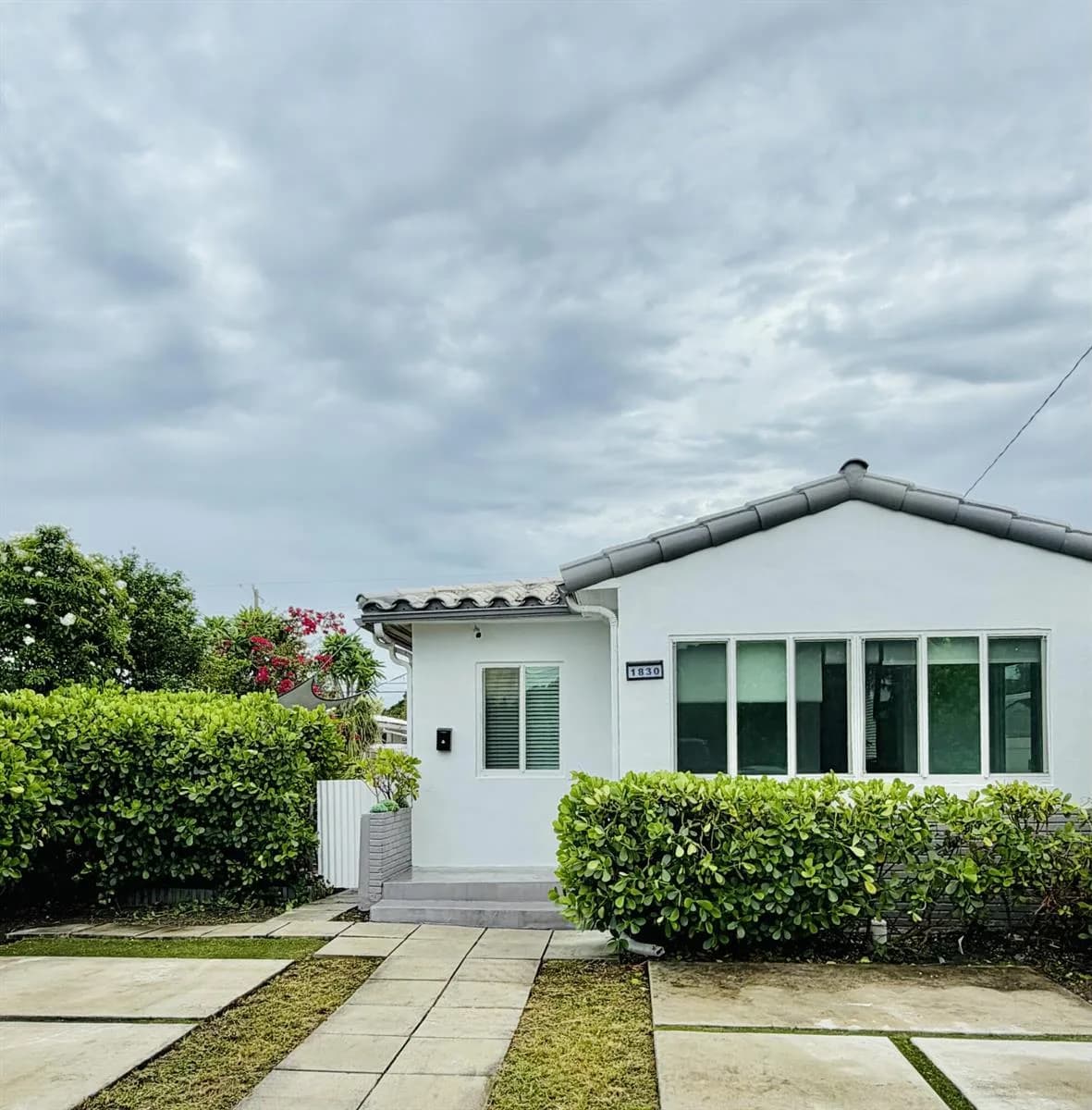 1830 Garfield Street, Hollywood, FL 33020