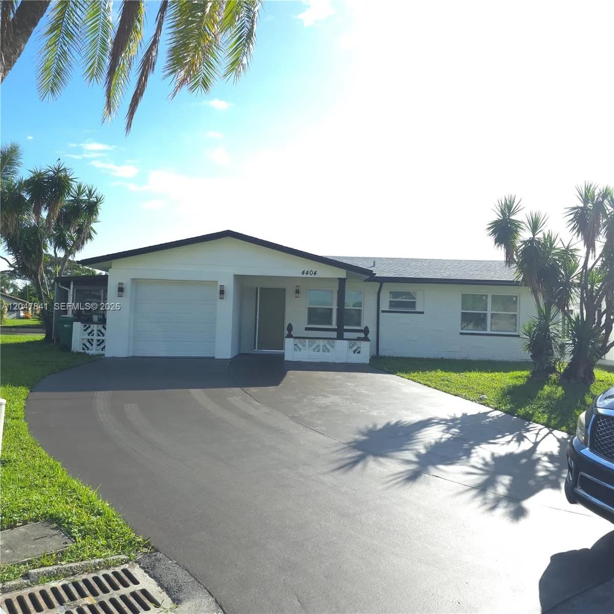 4404 NW 46th Way, Tamarac, FL 33319