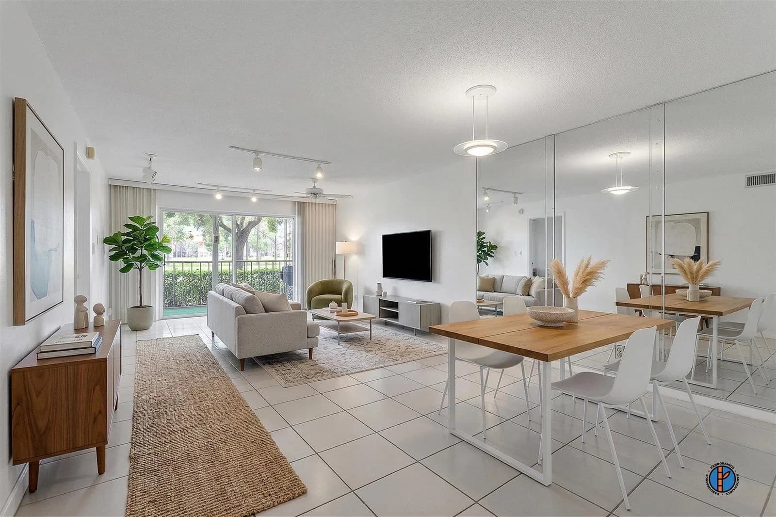 5860 NW 44th Street # 111, Lauderhill, FL 33319