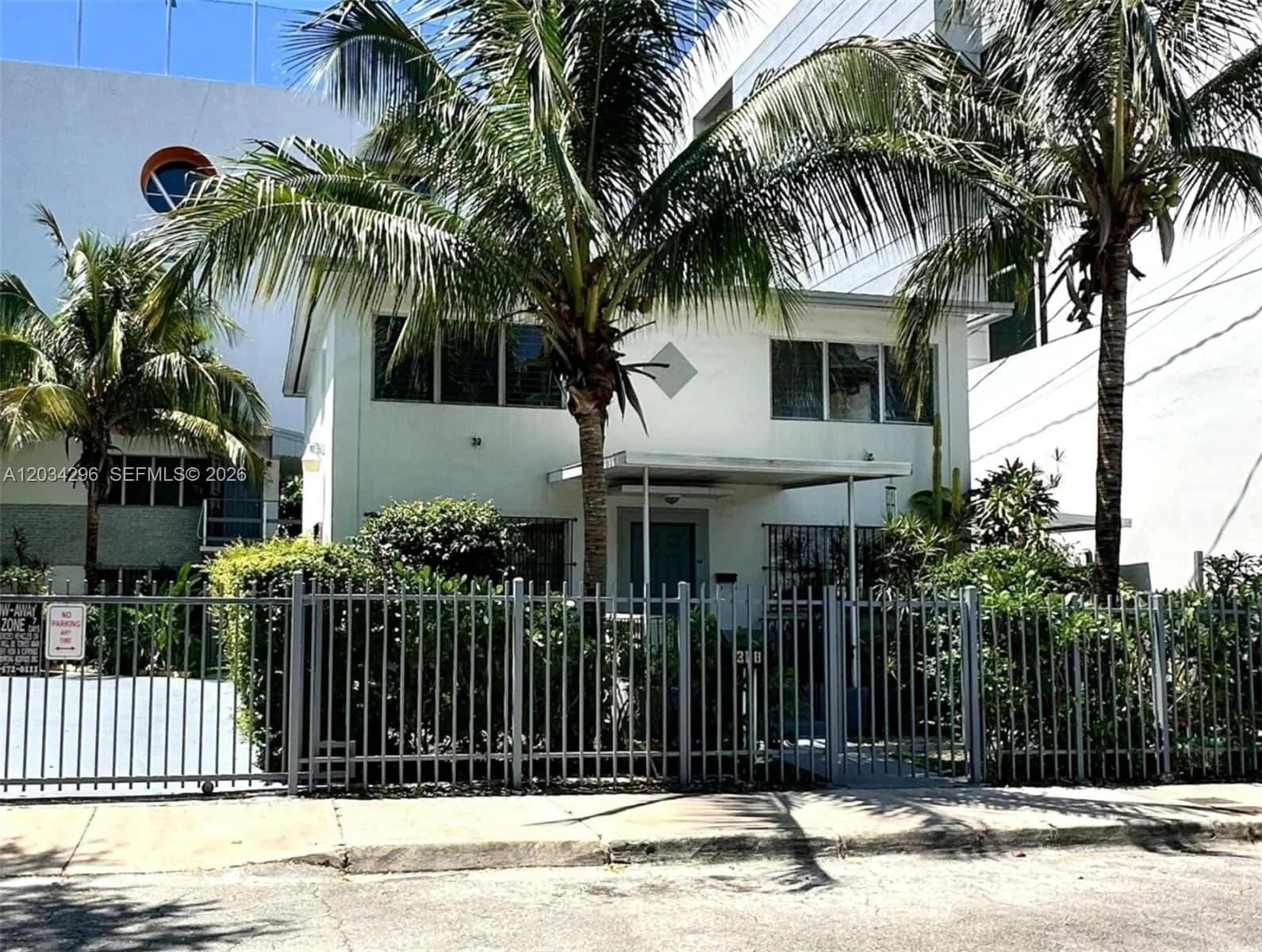 364 SW 11th St, Miami, FL 33130