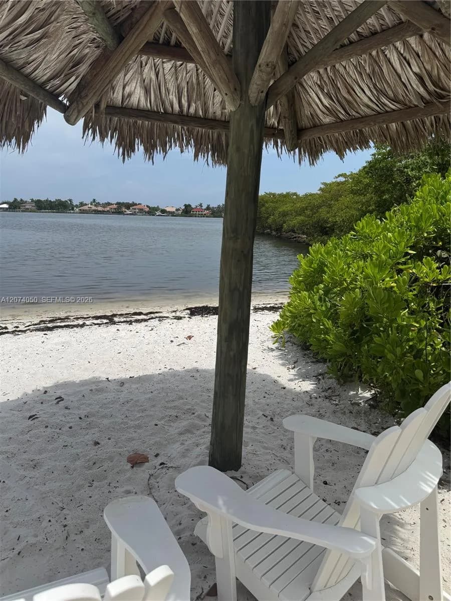 800 Scotia Dr # 103, Hypoluxo, FL 33462