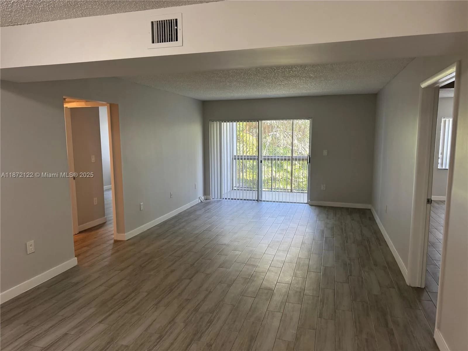 721 N Pine Island Rd # 201, Plantation, FL 33324