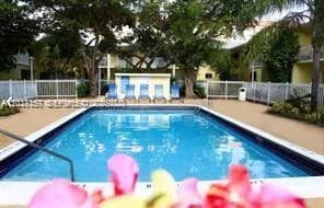 4271 NW 5th St # 117, Plantation, FL 33317