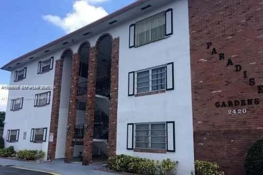 2420 Johnson St # 202, Hollywood, FL 33020