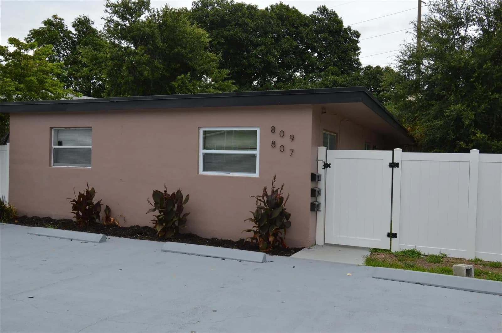 807 Phippen Waiters Road # 2, Dania Beach, FL 33004
