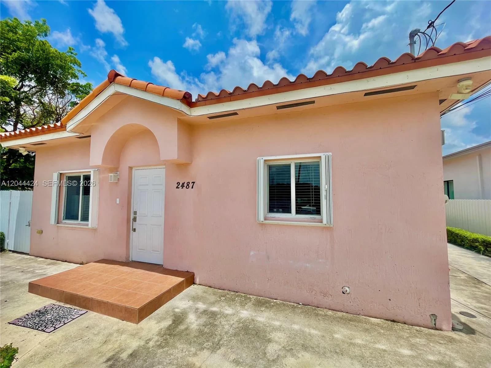 2487 W 5th Ct # Front, Hialeah, FL 33010