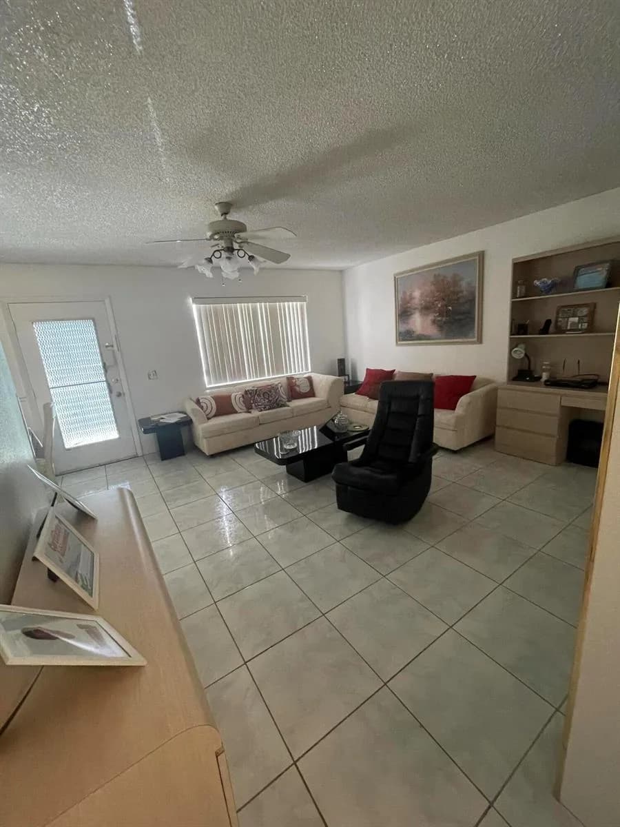 186 Flanders D # 186, Delray Beach, FL 33484