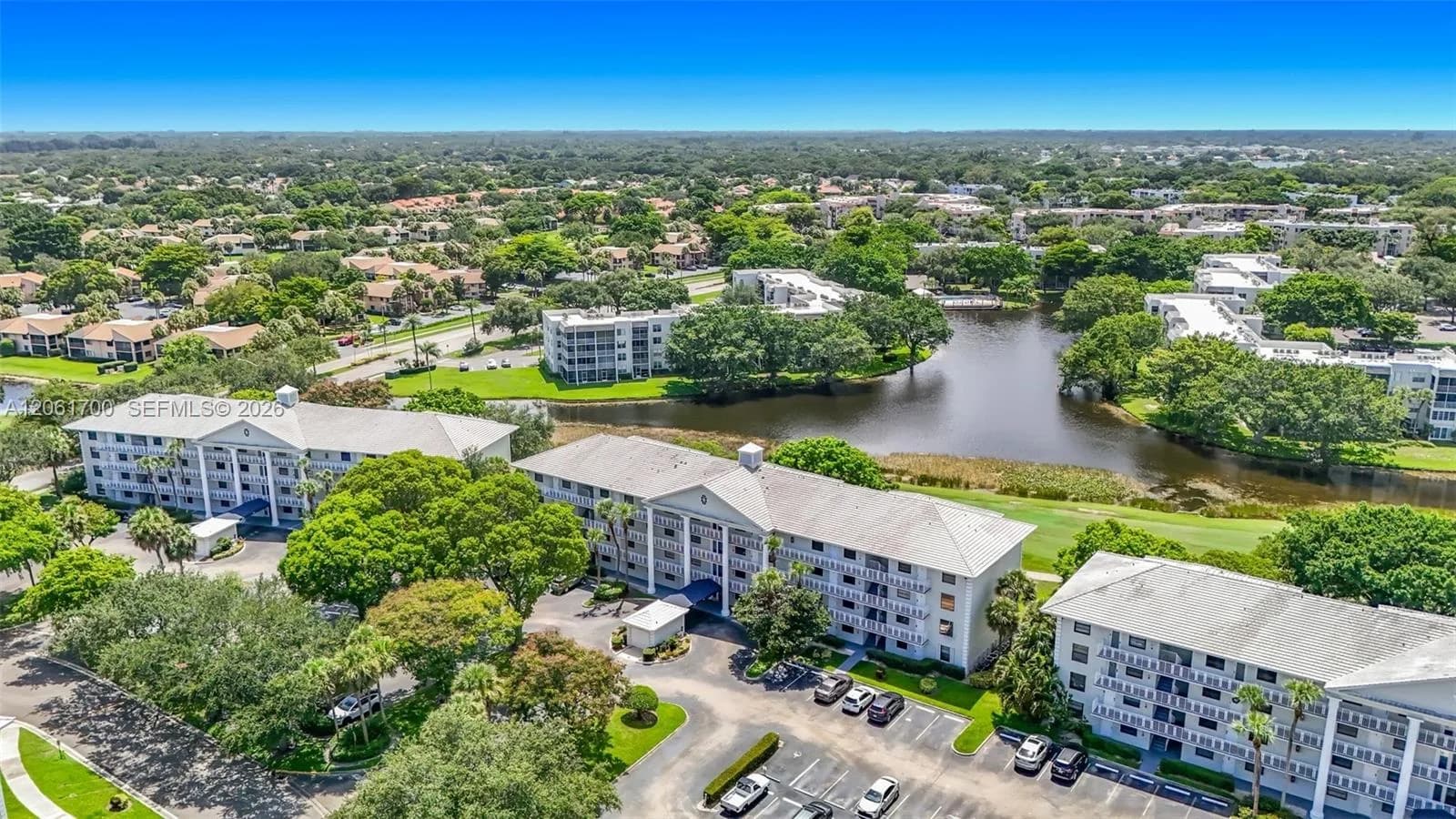 1713 Whitehall Dr # 404, Davie, FL 33324