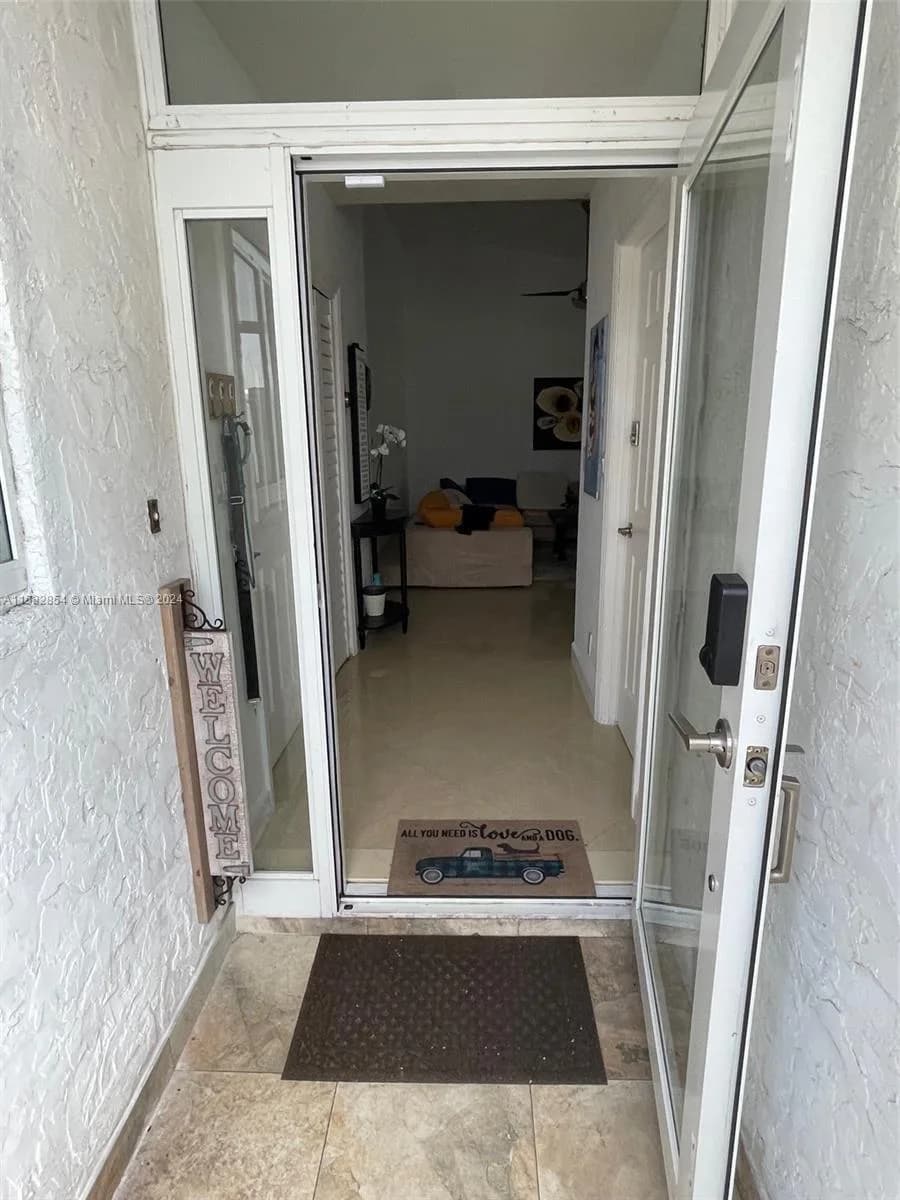 4920 SW 27th Avenue, Fort Lauderdale, FL 33312