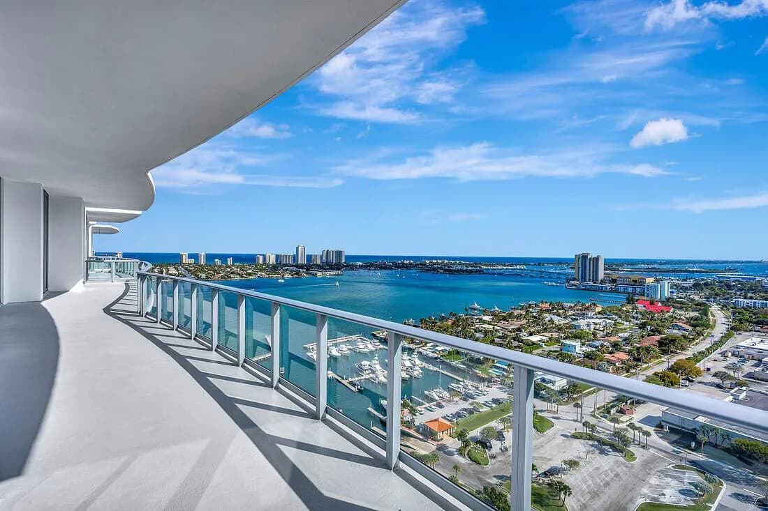 220 Lake Shore Drive # 2411, Lake Park, FL 33403