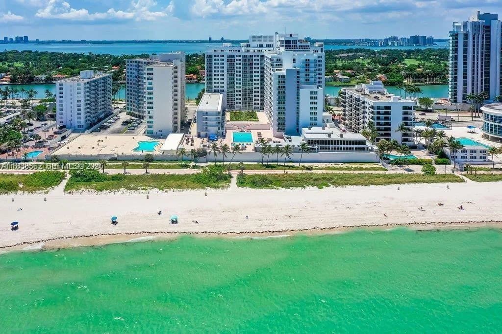 5401 Collins Ave # 514, Miami Beach, FL 33140