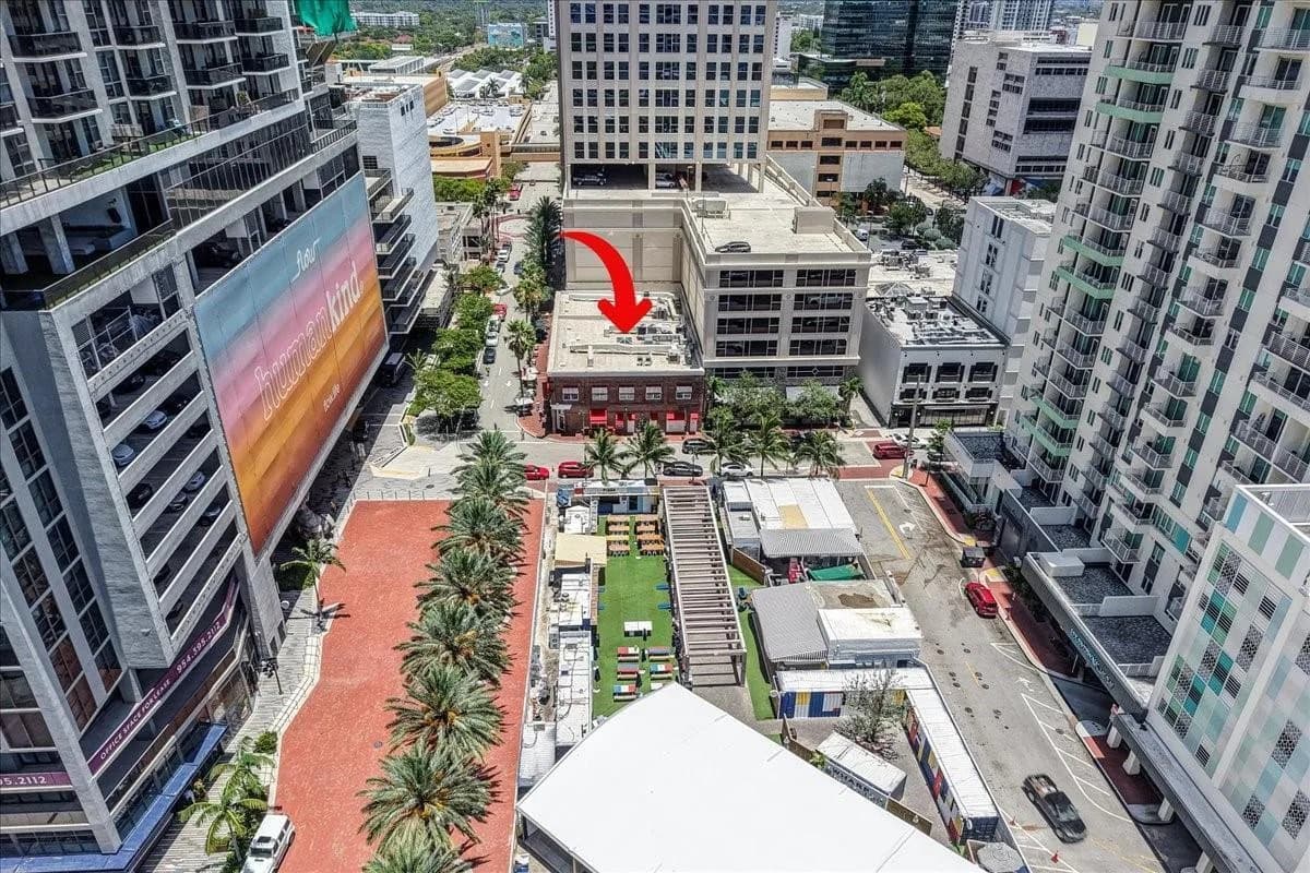 21 W Las Olas Boulevard, Fort Lauderdale, FL 33301