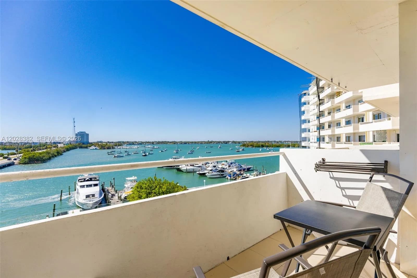 7904 West Dr # 810, North Bay Village, FL 33141