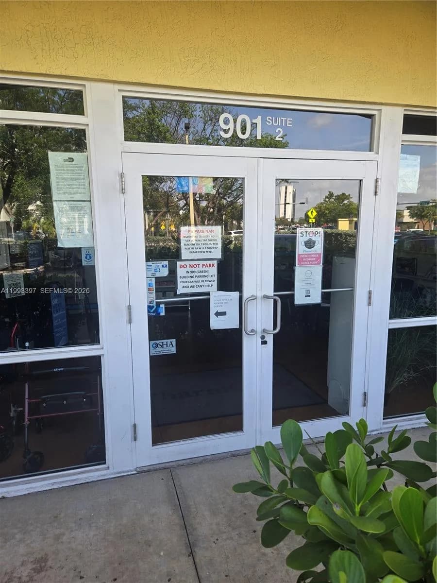 901 N Miami Beach Blvd, North Miami Beach, FL 33162