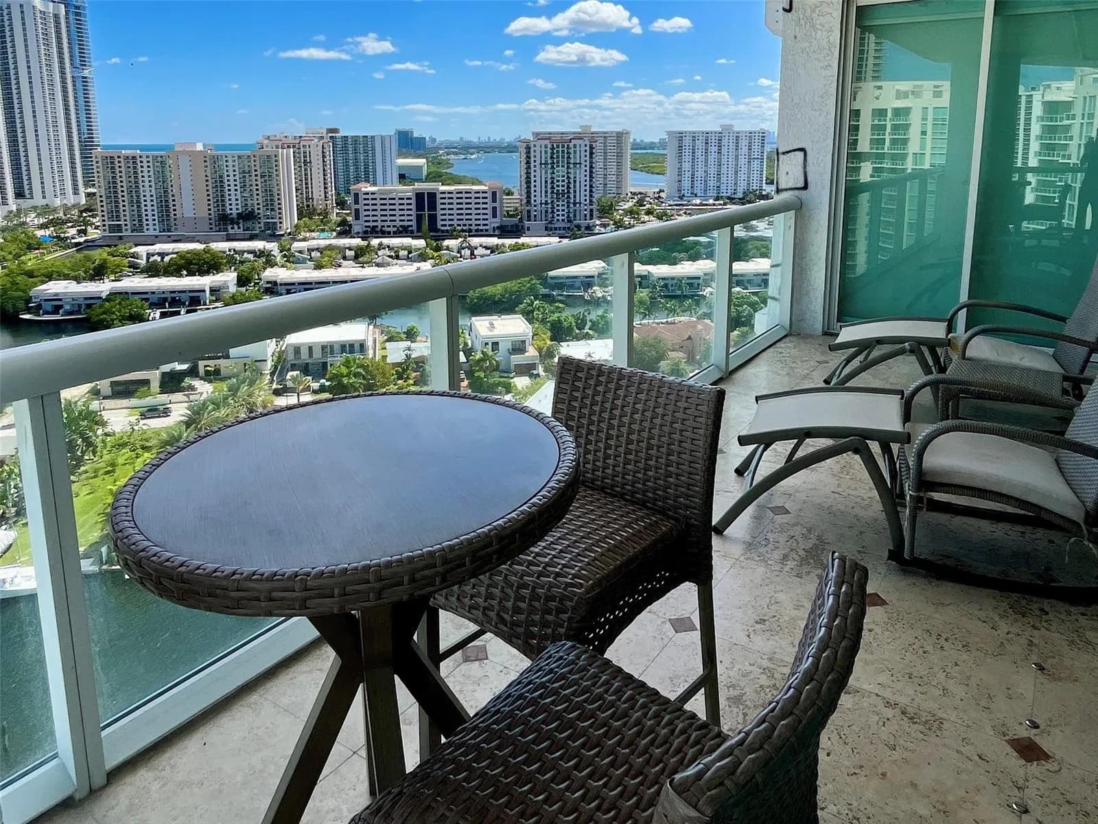 16500 Collins Avenue # 2052, Sunny Isles Beach, FL 33160
