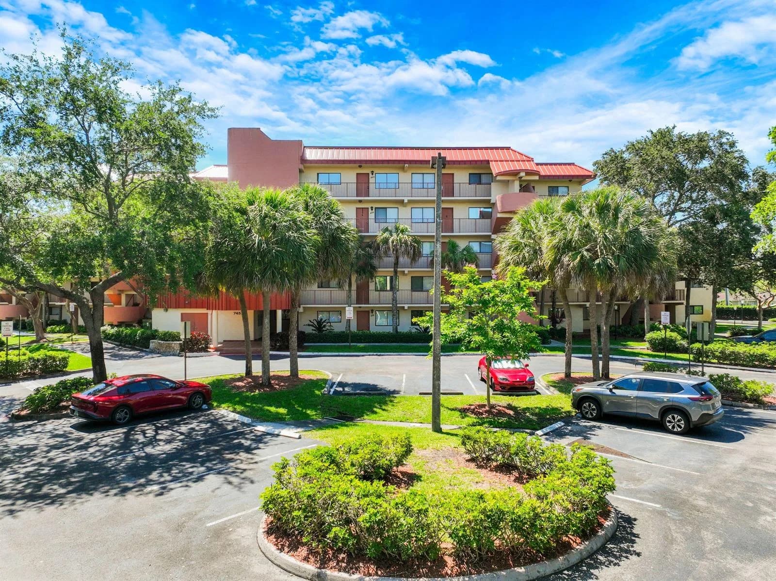 7451 NW 16th Street # 108, Plantation, FL 33313