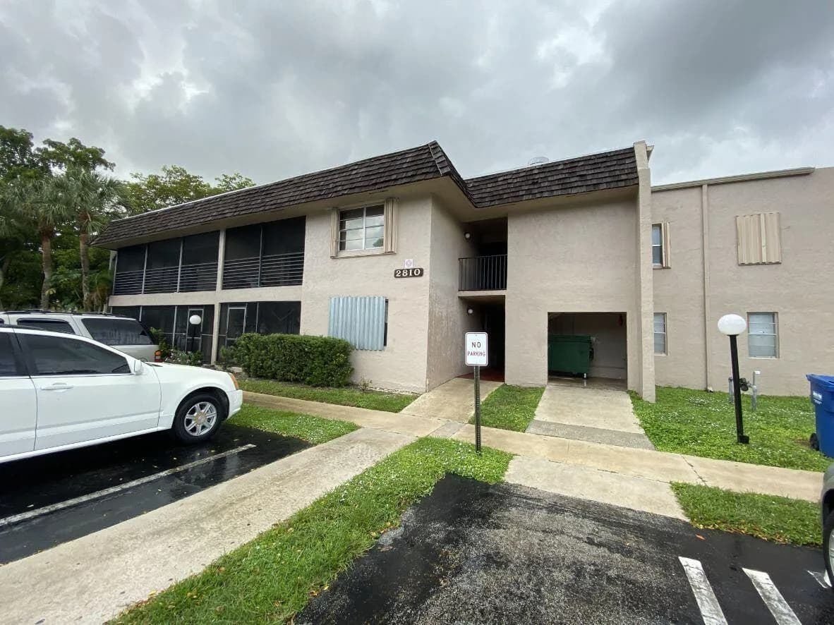 2810 Riverside Drive # 201-4, Coral Springs, FL 33065