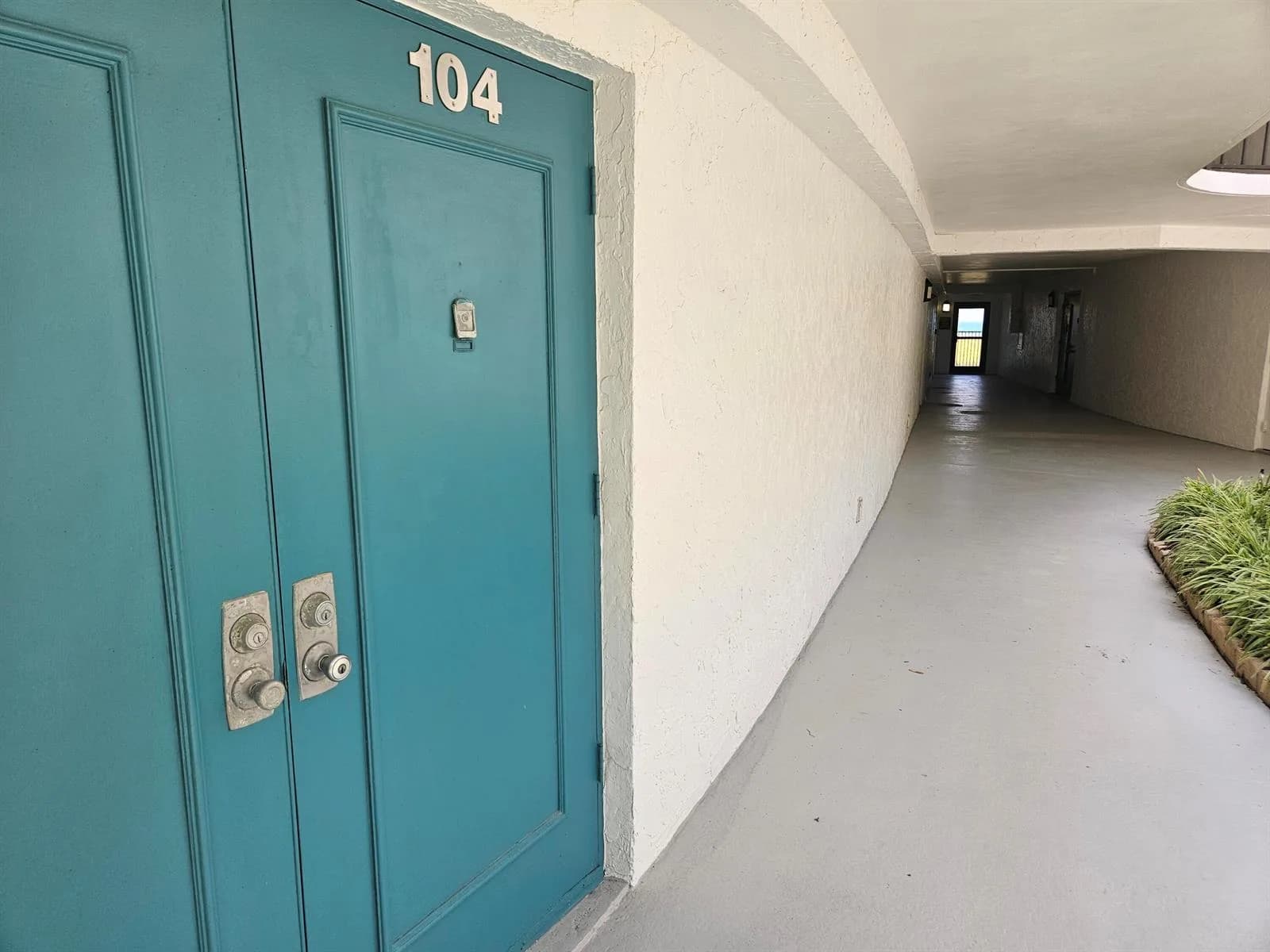 1357 NE Ocean # 104, Stuart, FL 34996