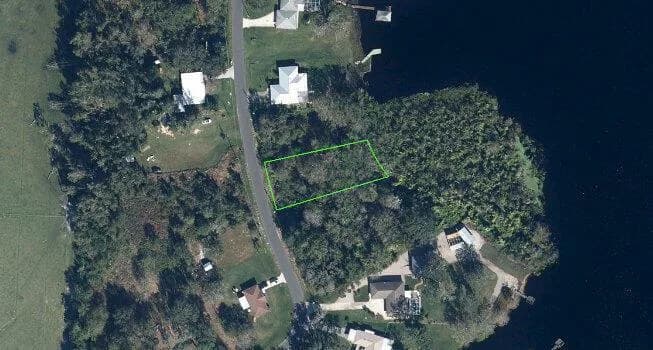 6420 Lakeside Drive W, Sebring, FL 33875