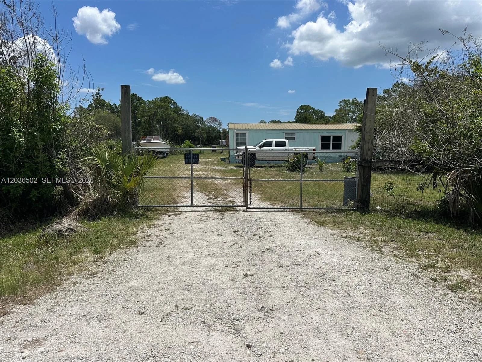 135 S Hacienda, Clewiston, FL 33440