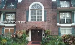3670 Inverrary Dr # 1U, Lauderhill, FL 33319