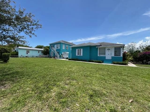 700 Talladega Street, West Palm Beach, FL 33405