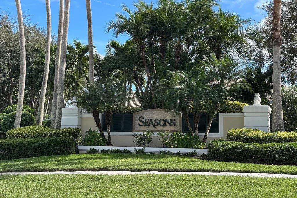 9190 Spring Time Drive, Vero Beach, FL 32963